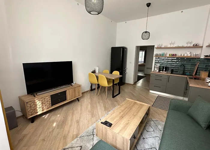 Modern Apartment In The Heart Of Vrsovice