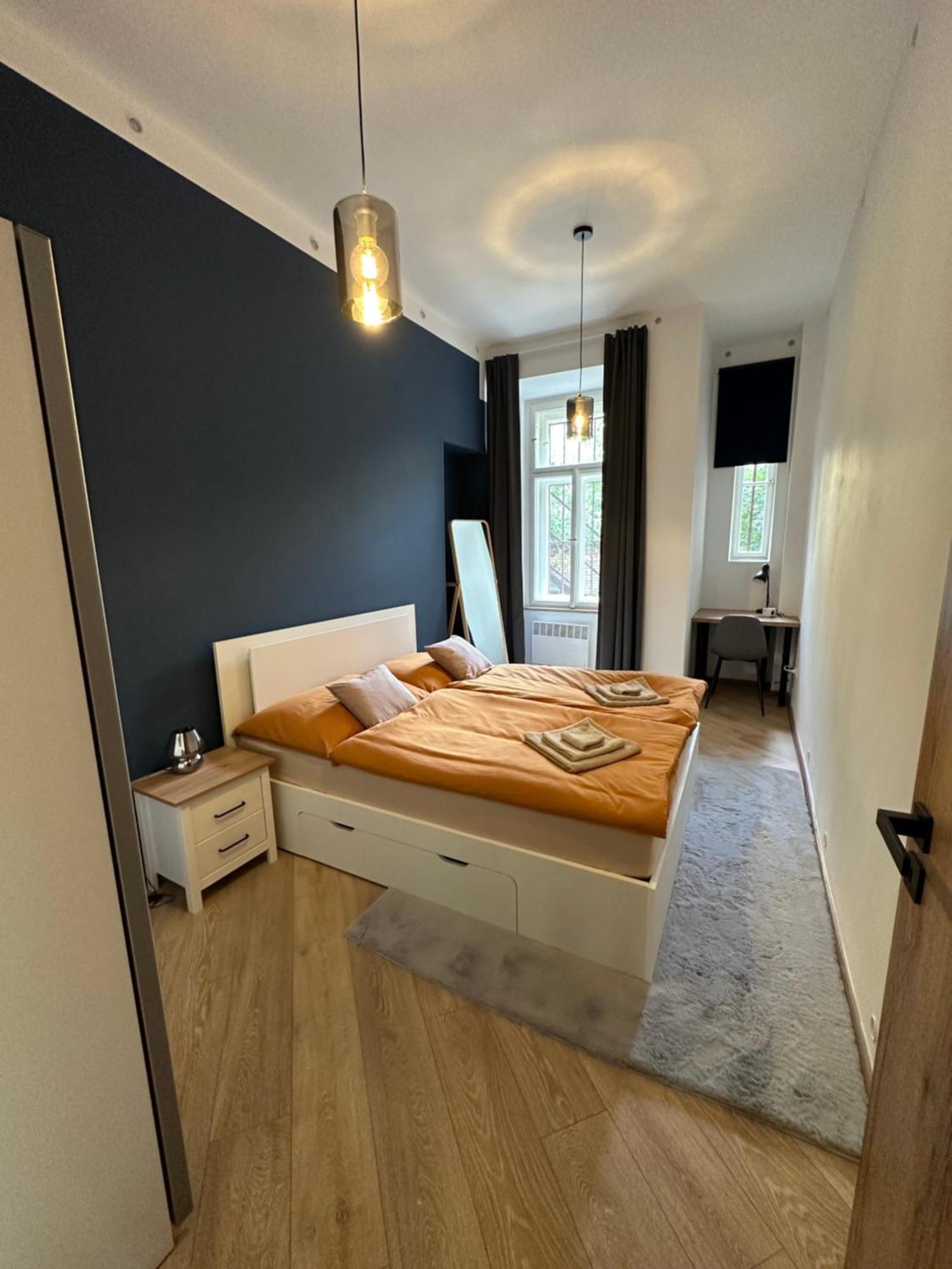 Appartamento Modern In The Heart Of Vrsovice