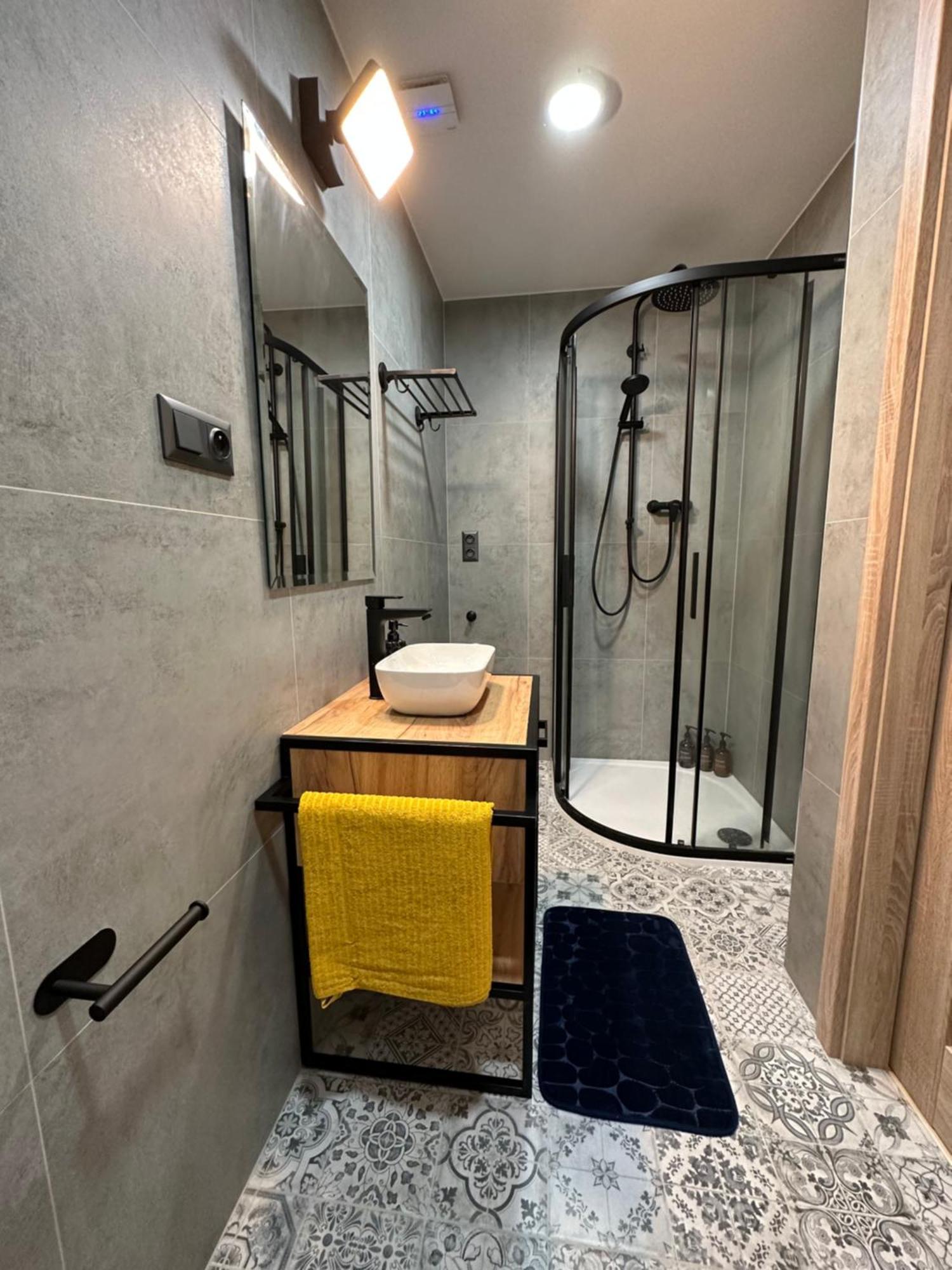 Appartamento Modern In The Heart Of Vrsovice Praga